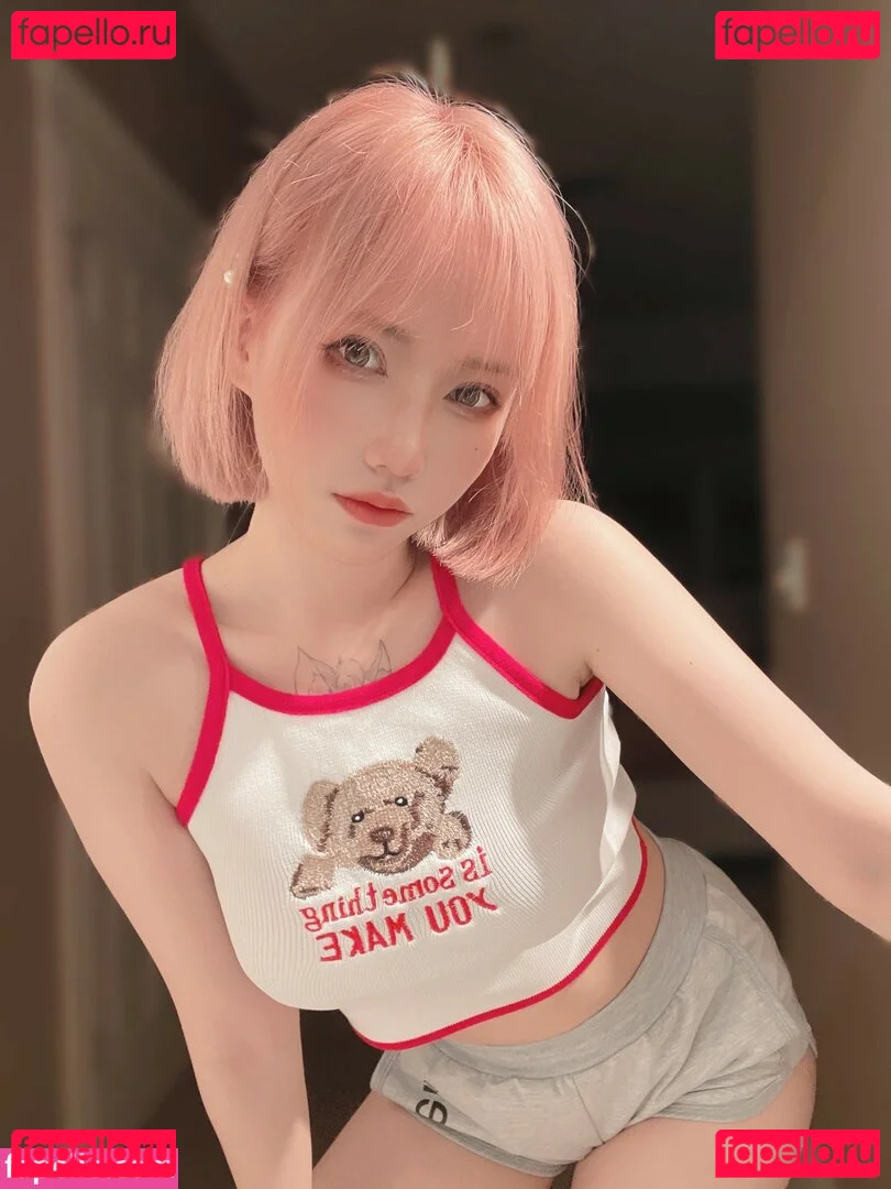 Rakukoooo Onlyfans Photo Gallery 