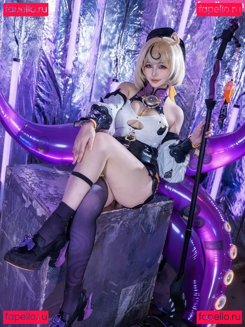 Rakukoooo Onlyfans Photo Gallery 