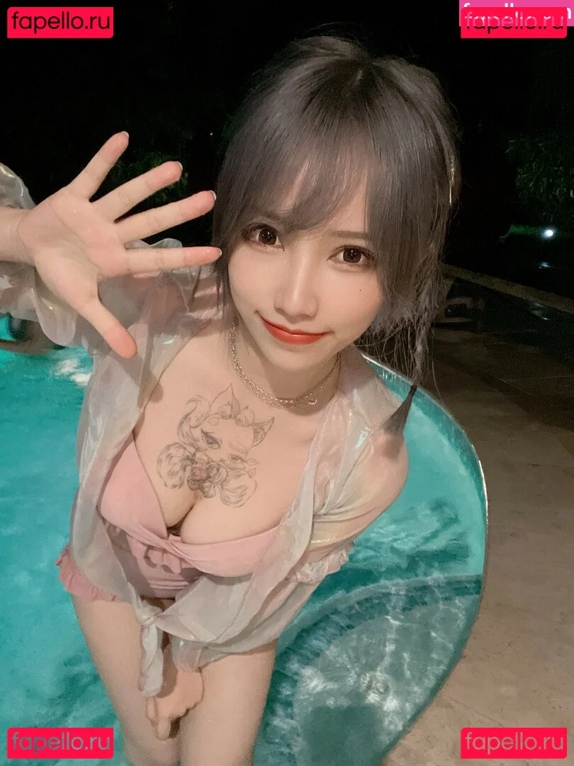 Rakukoooo Onlyfans Photo Gallery 