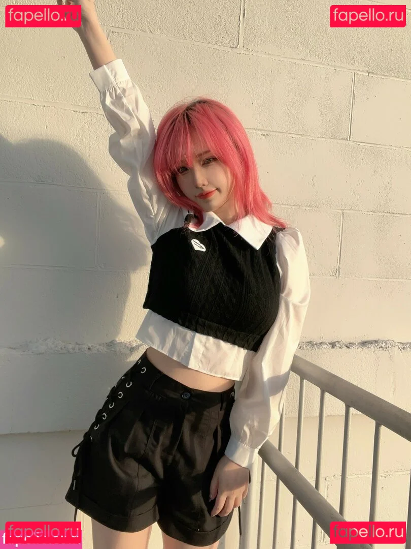 Rakukoooo Onlyfans Photo Gallery 