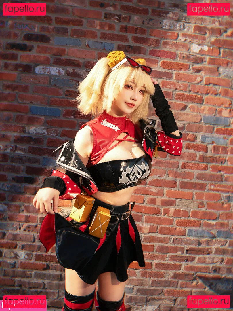 Rakukoooo Onlyfans Photo Gallery 