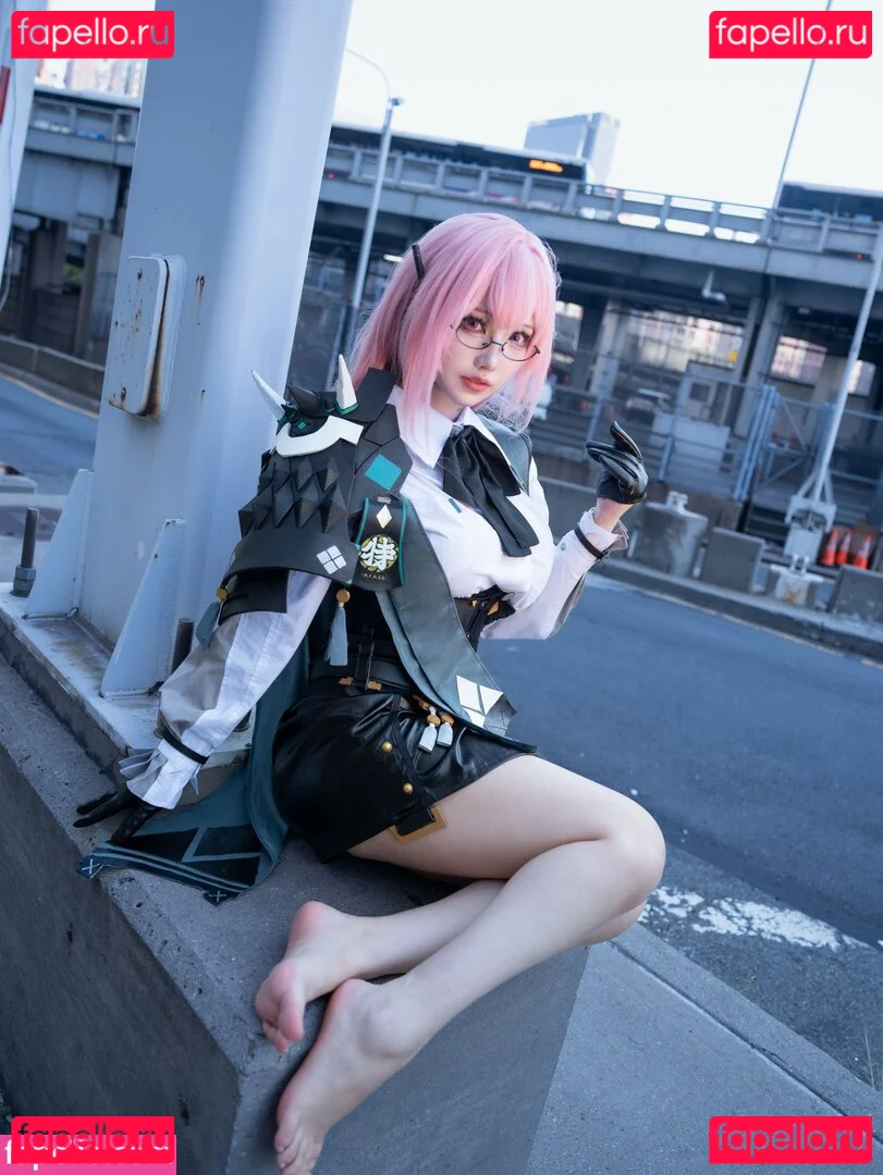 Rakukoooo Onlyfans Photo Gallery 