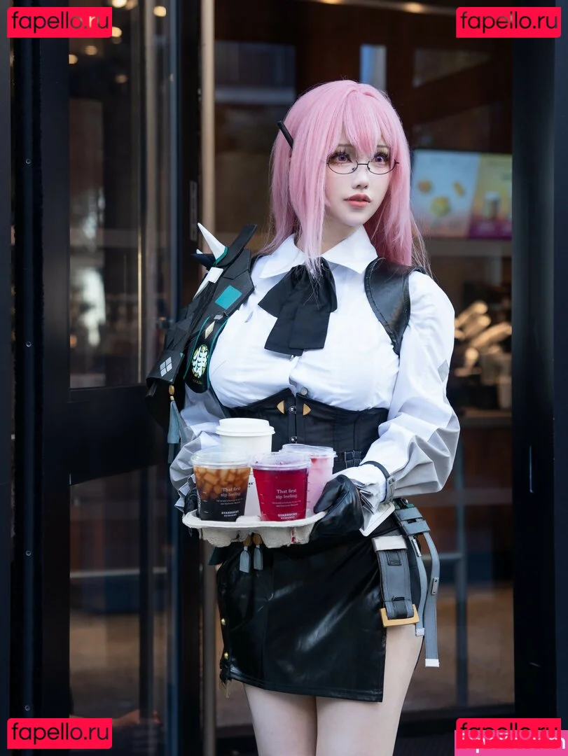 Rakukoooo Onlyfans Photo Gallery 