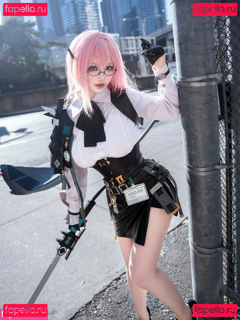 Rakukoooo Onlyfans Photo Gallery 