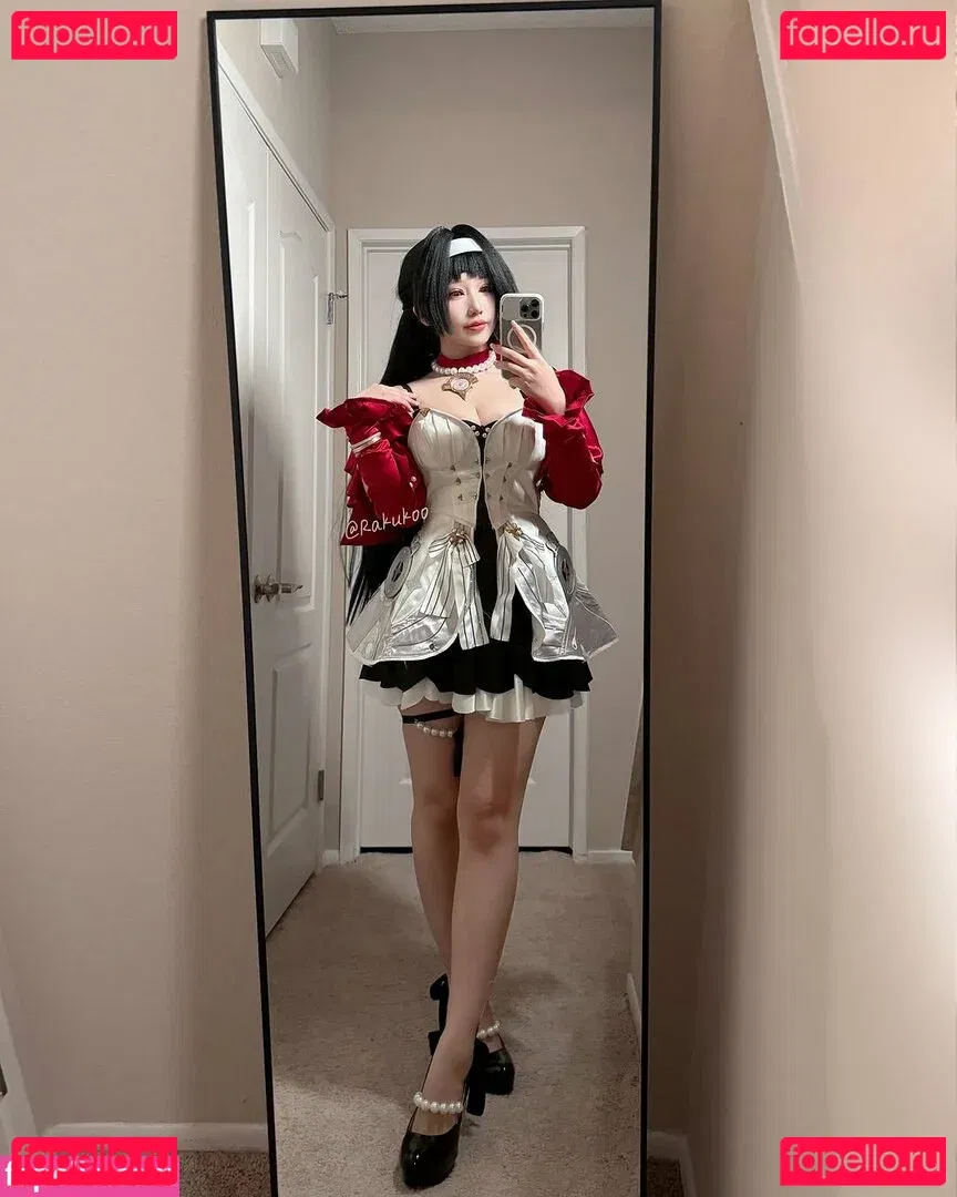 Rakukoooo Onlyfans Photo Gallery 