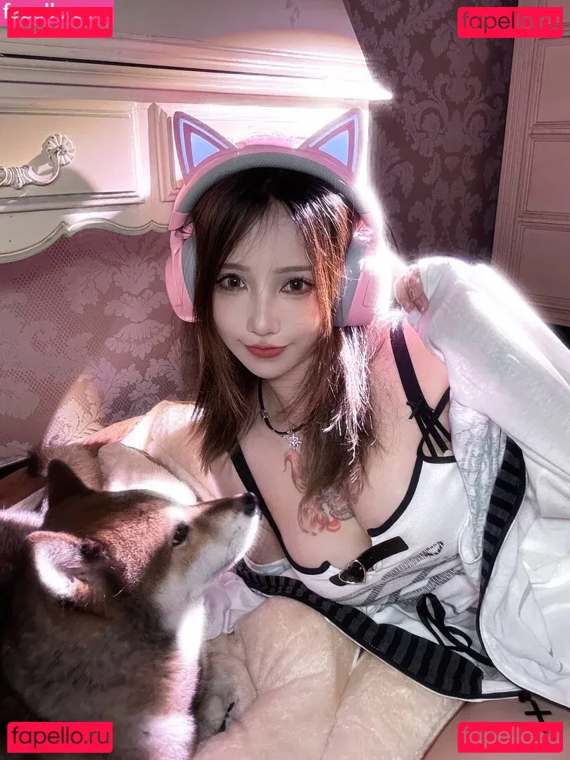 Rakukoooo Onlyfans Photo Gallery 