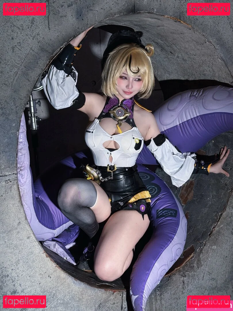 Rakukoooo Onlyfans Photo Gallery 