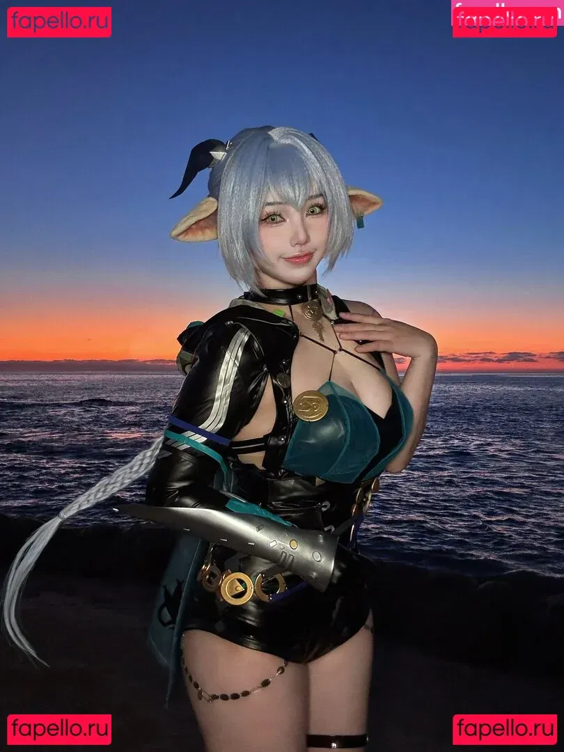 Rakukoooo Onlyfans Photo Gallery 