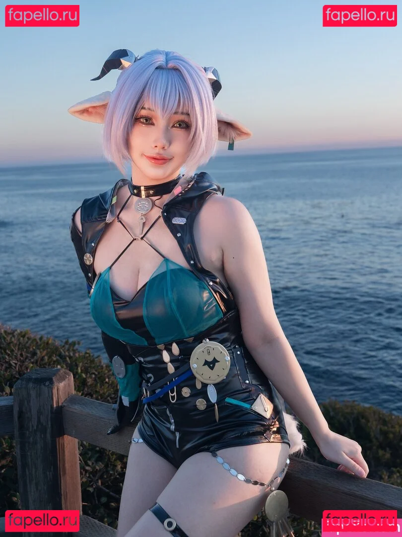 Rakukoooo Onlyfans Photo Gallery 