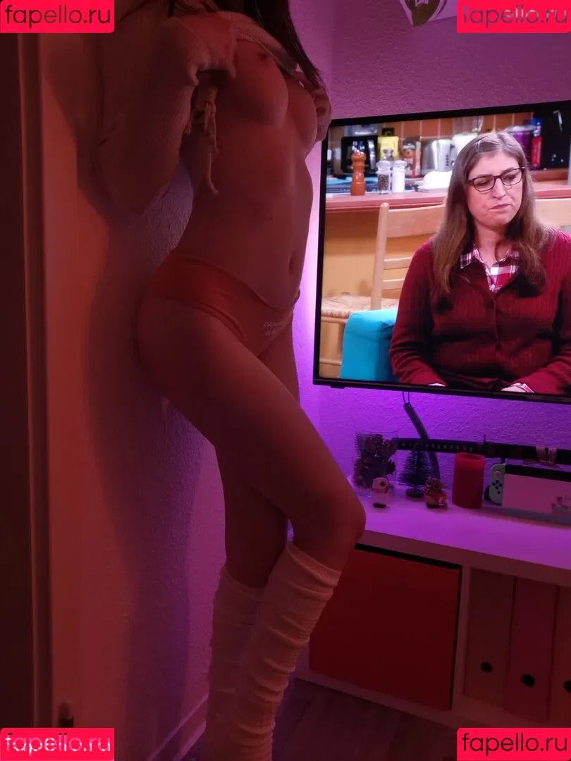 Natsuku Onlyfans Photo Gallery 