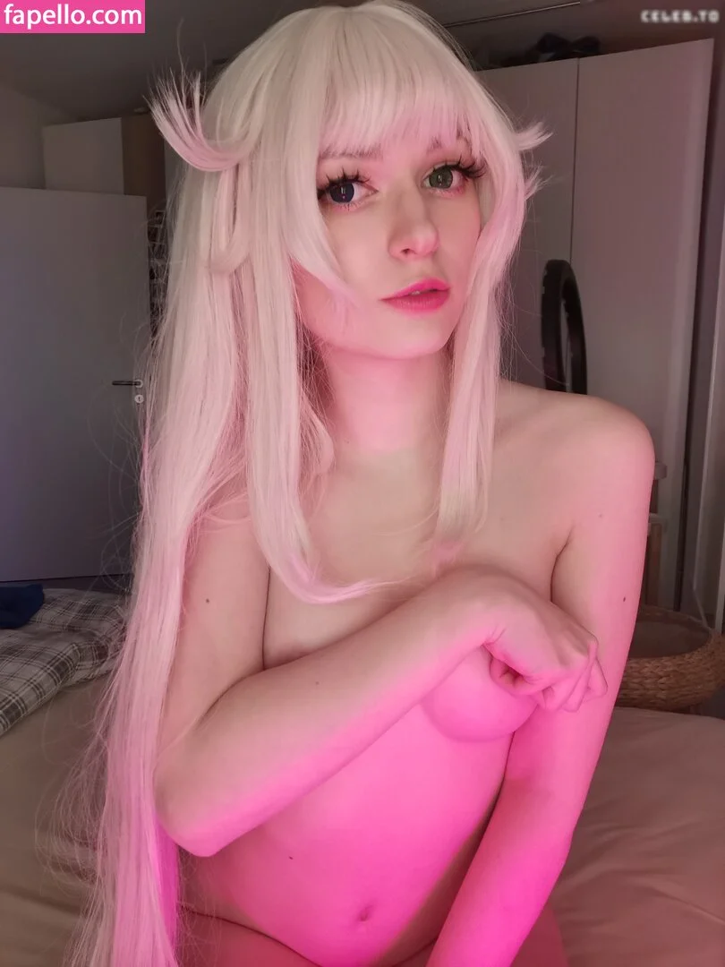 Natsuku Onlyfans Photo Gallery 