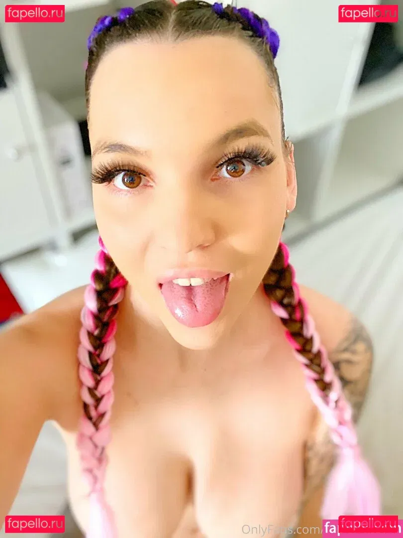 gymbunnyoffi Onlyfans Photo Gallery 