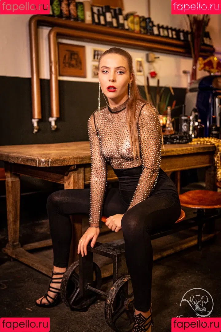 Veronika Sbrizzai Onlyfans Photo Gallery 