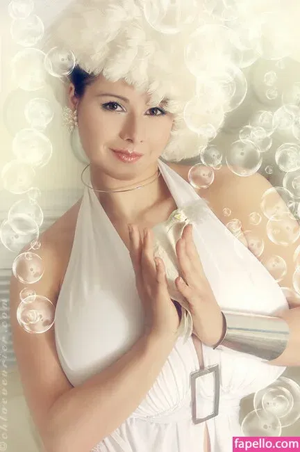 Chloe Vevrier Onlyfans Photo Gallery 