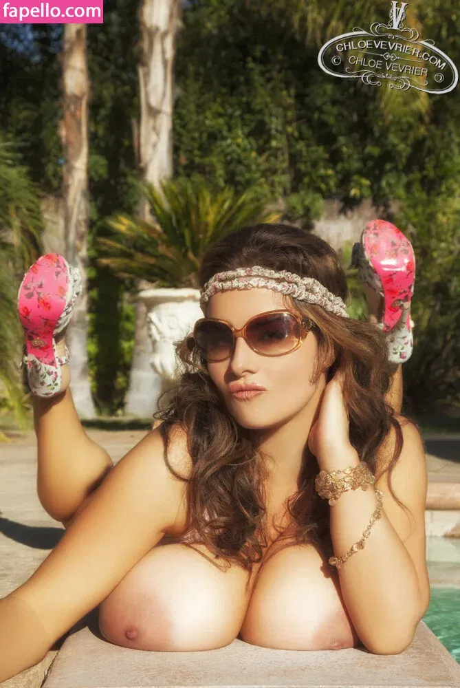 Chloe Vevrier Onlyfans Photo Gallery 