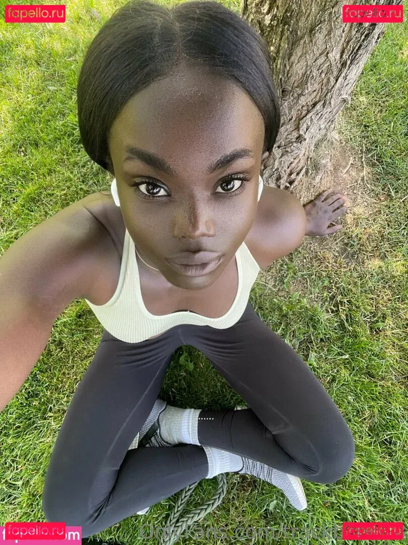 trackbabe18 Onlyfans Photo Gallery 