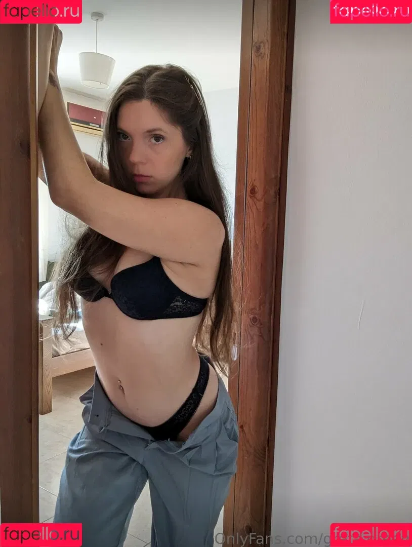 Treta Ghunberg Onlyfans Photo Gallery 