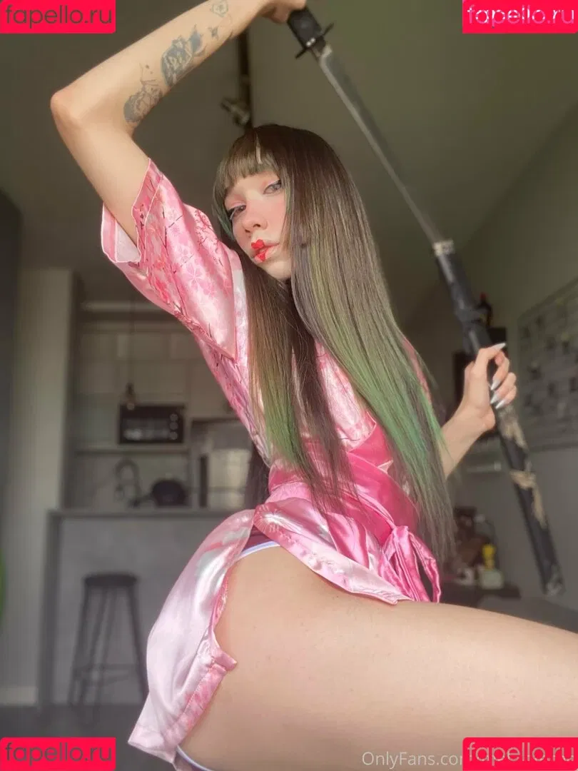 melyasminn Onlyfans Photo Gallery 