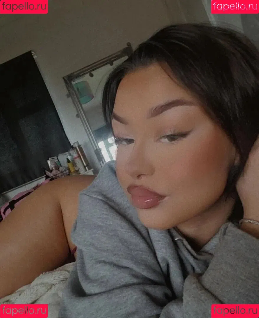Charlotte.hutchinsonx Onlyfans Photo Gallery 