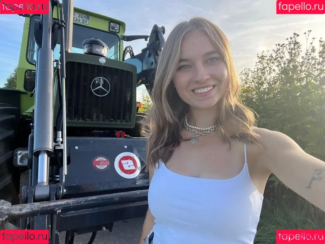 Agrar_emmy Onlyfans Photo Gallery 