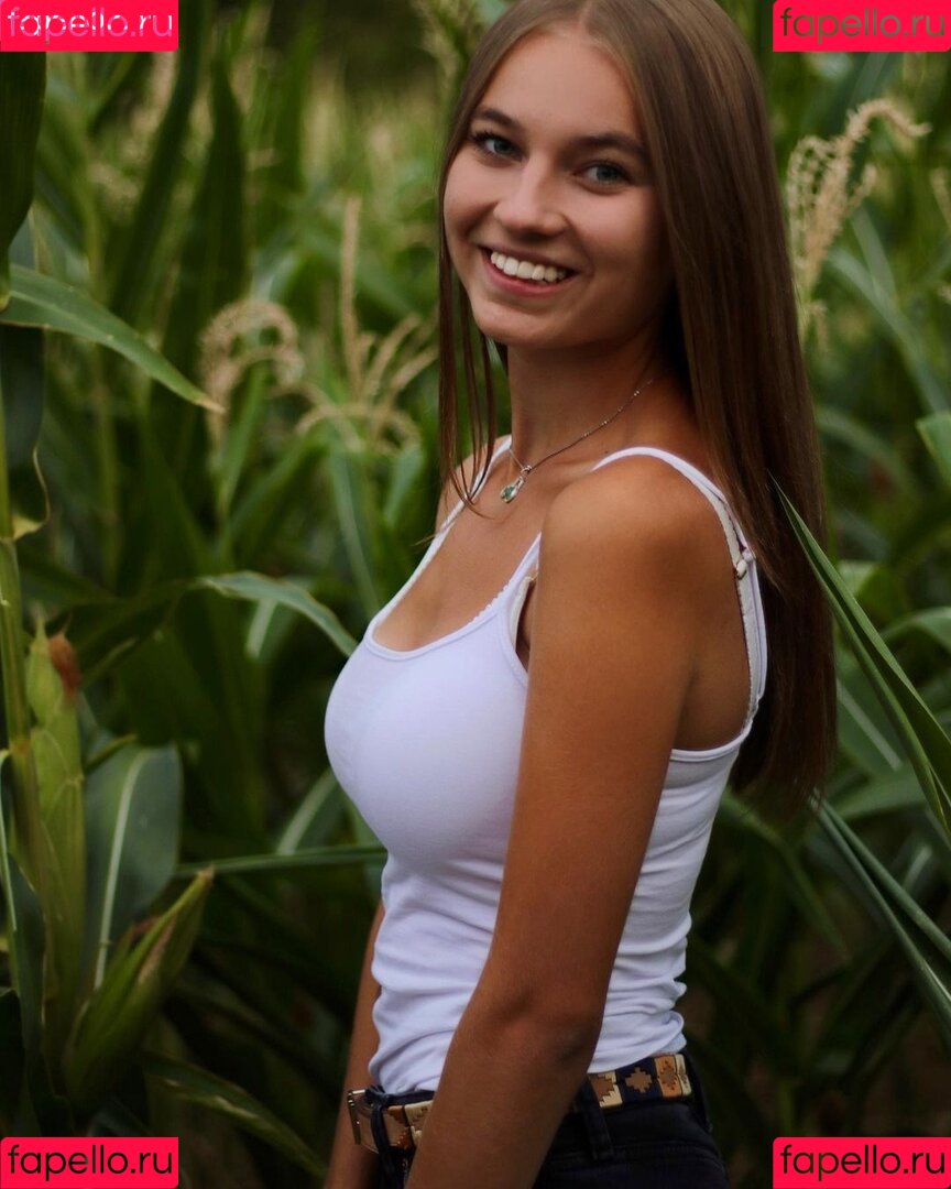 Agrar_emmy Onlyfans Photo Gallery 