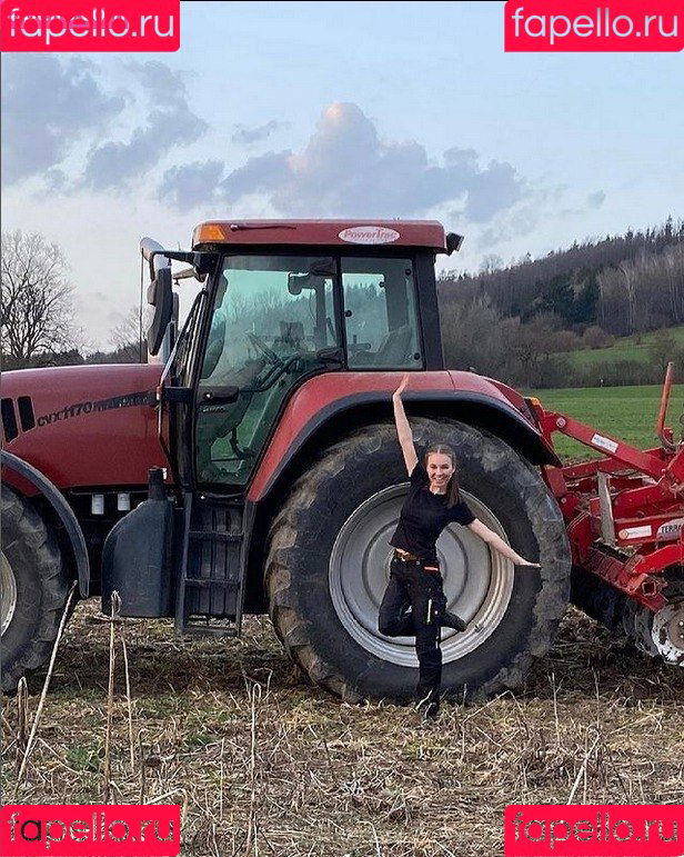 Agrar_emmy Onlyfans Photo Gallery 