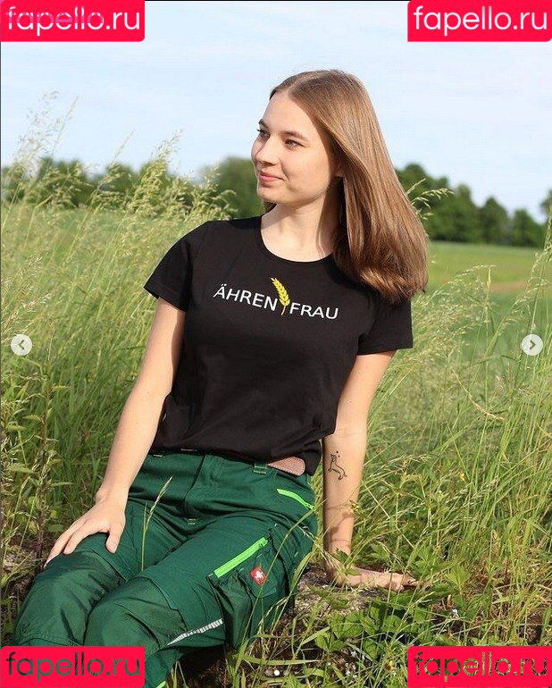 Agrar_emmy Onlyfans Photo Gallery 