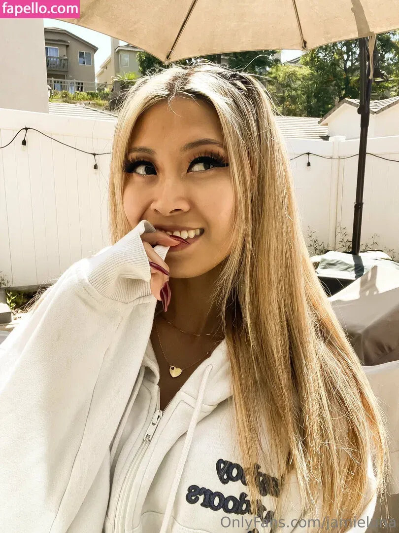 jamieluna Onlyfans Photo Gallery 