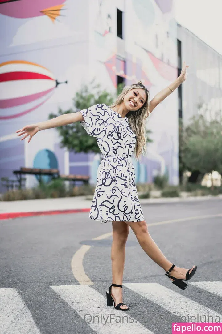 jamieluna Onlyfans Photo Gallery 