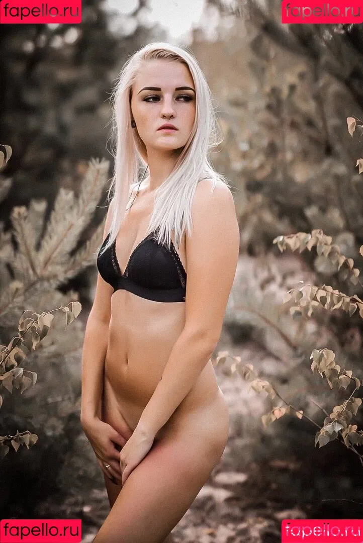 mopsiie Onlyfans Photo Gallery 