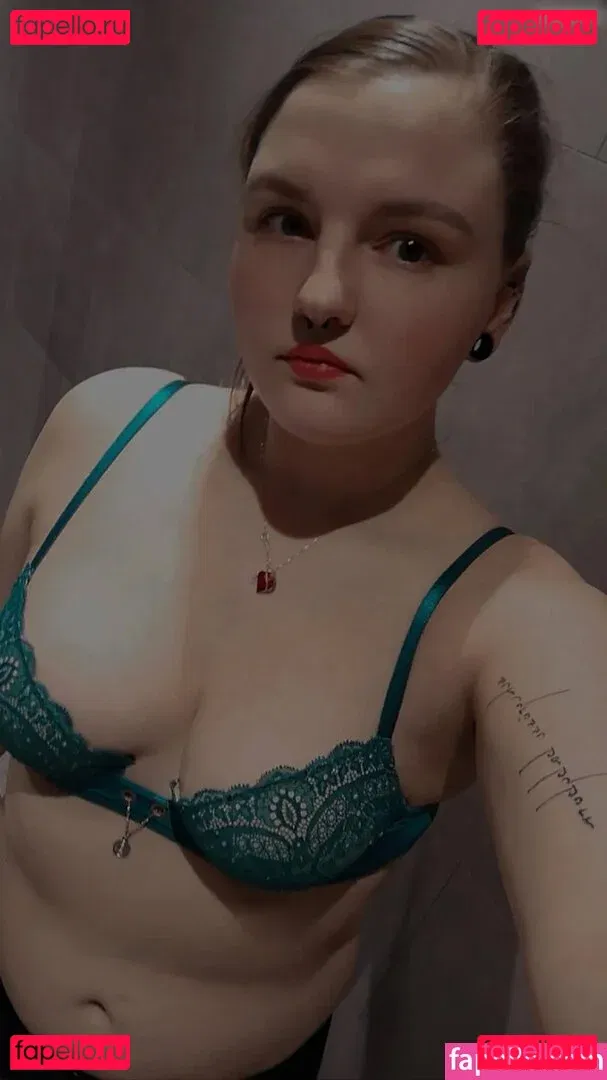 mopsiie Onlyfans Photo Gallery 