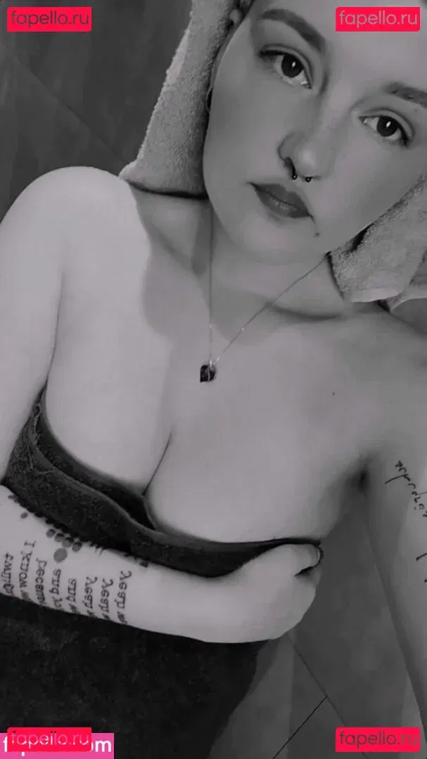 mopsiie Onlyfans Photo Gallery 