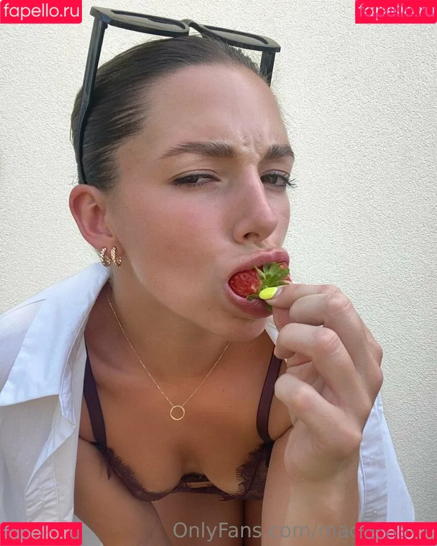 maciemayx Onlyfans Photo Gallery 