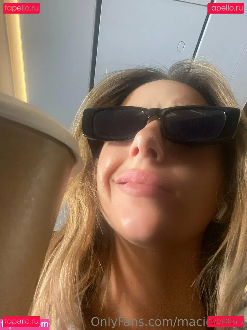 maciemayx Onlyfans Photo Gallery 