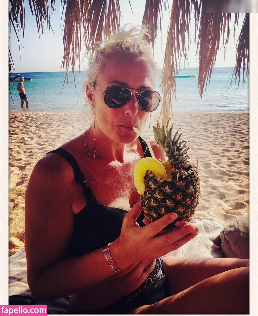 Eva Mona Rodekirchen Onlyfans Photo Gallery 