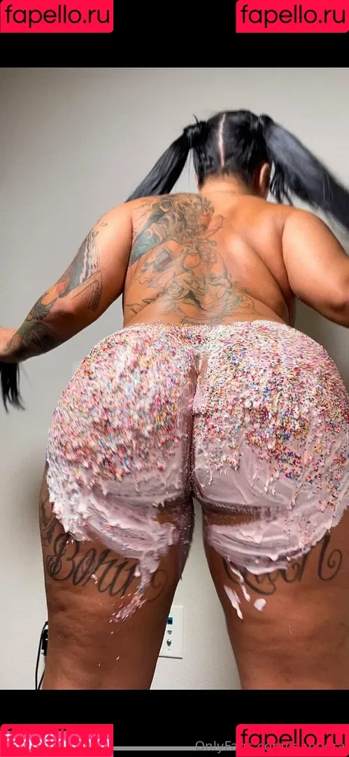 leahndra Onlyfans Photo Gallery 
