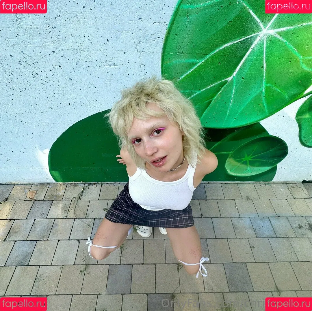 christivovk_nude Onlyfans Photo Gallery 