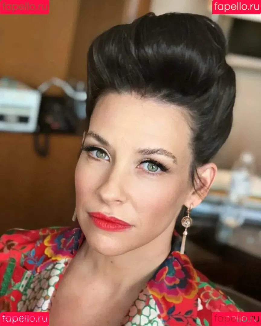Evangeline Lilly Onlyfans Photo Gallery 