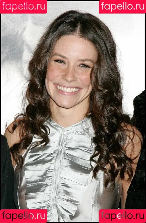 Evangeline Lilly Onlyfans Photo Gallery 