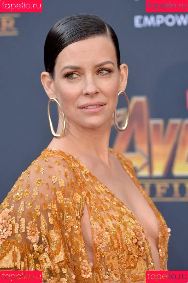 Evangeline Lilly Onlyfans Photo Gallery 