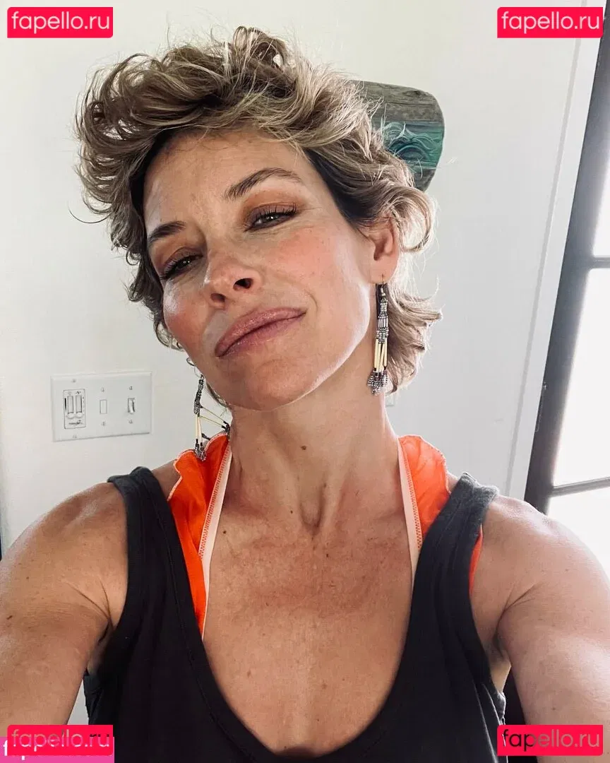 Evangeline Lilly Onlyfans Photo Gallery 