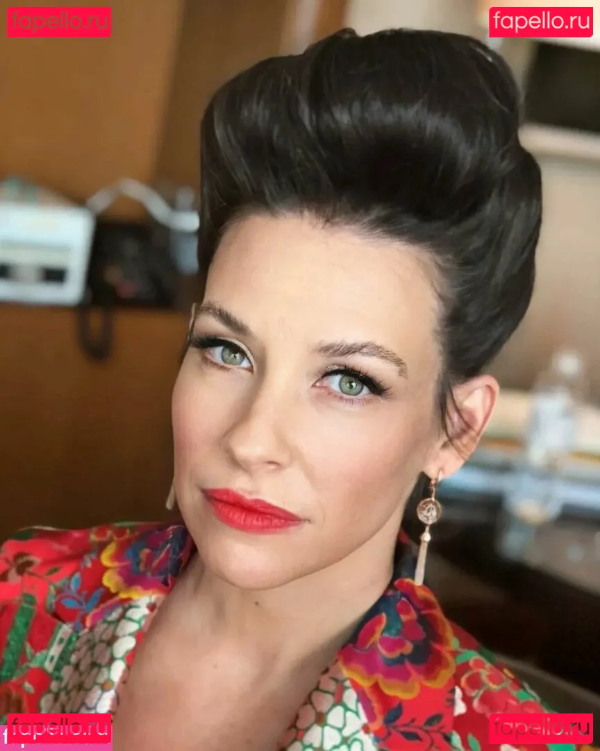 Evangeline Lilly Onlyfans Photo Gallery 