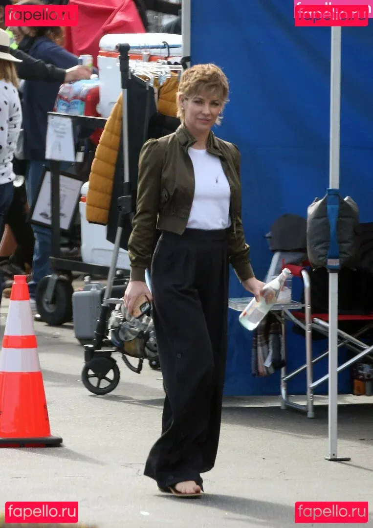 Evangeline Lilly Onlyfans Photo Gallery 