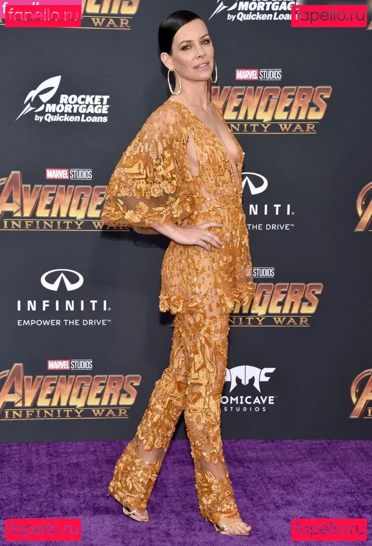 Evangeline Lilly Onlyfans Photo Gallery 