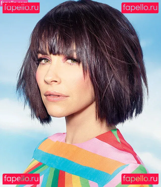 Evangeline Lilly Onlyfans Photo Gallery 