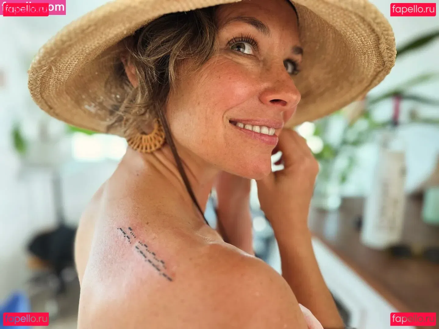 Evangeline Lilly Onlyfans Photo Gallery 