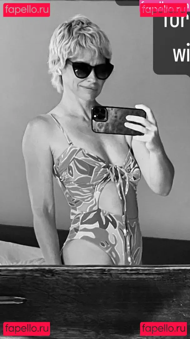 Evangeline Lilly Onlyfans Photo Gallery 