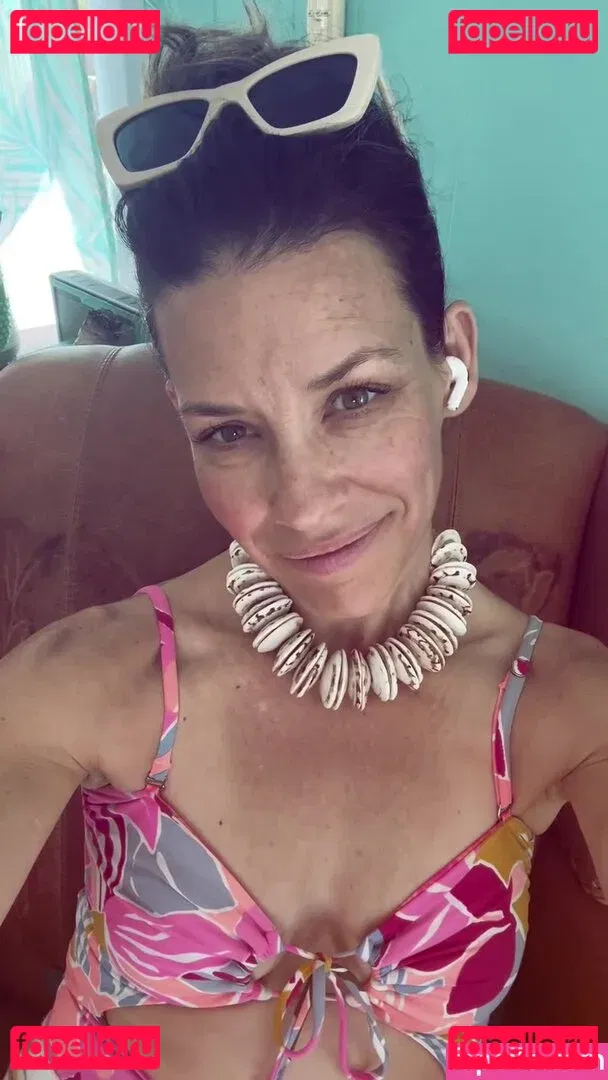 Evangeline Lilly Onlyfans Photo Gallery 