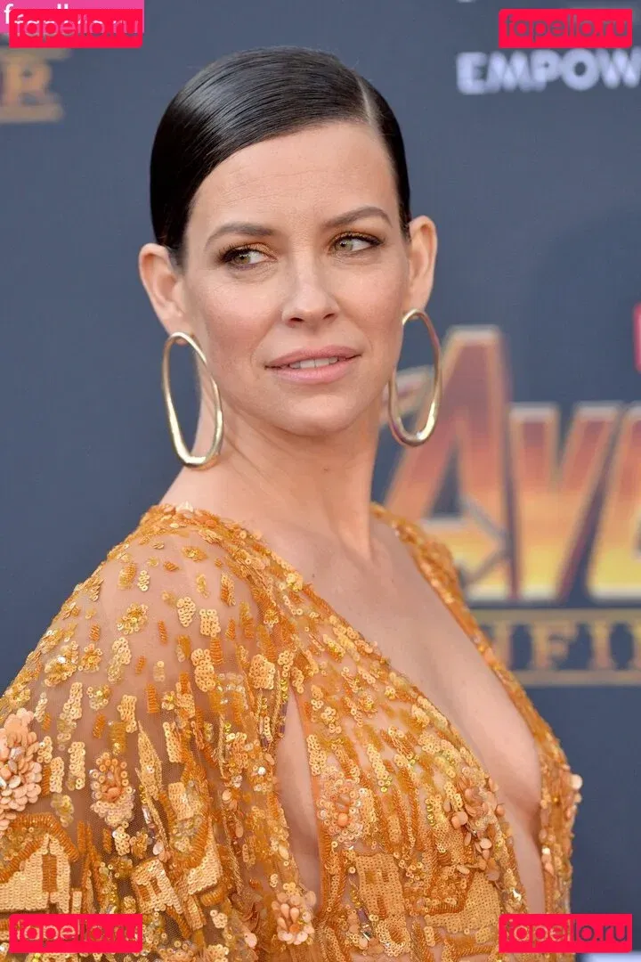 Evangeline Lilly Onlyfans Photo Gallery 