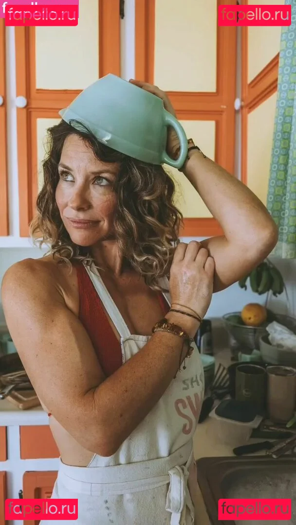 Evangeline Lilly Onlyfans Photo Gallery 